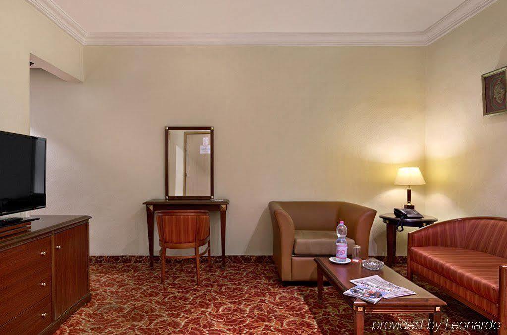Grand Hotel 巴马科 外观 照片